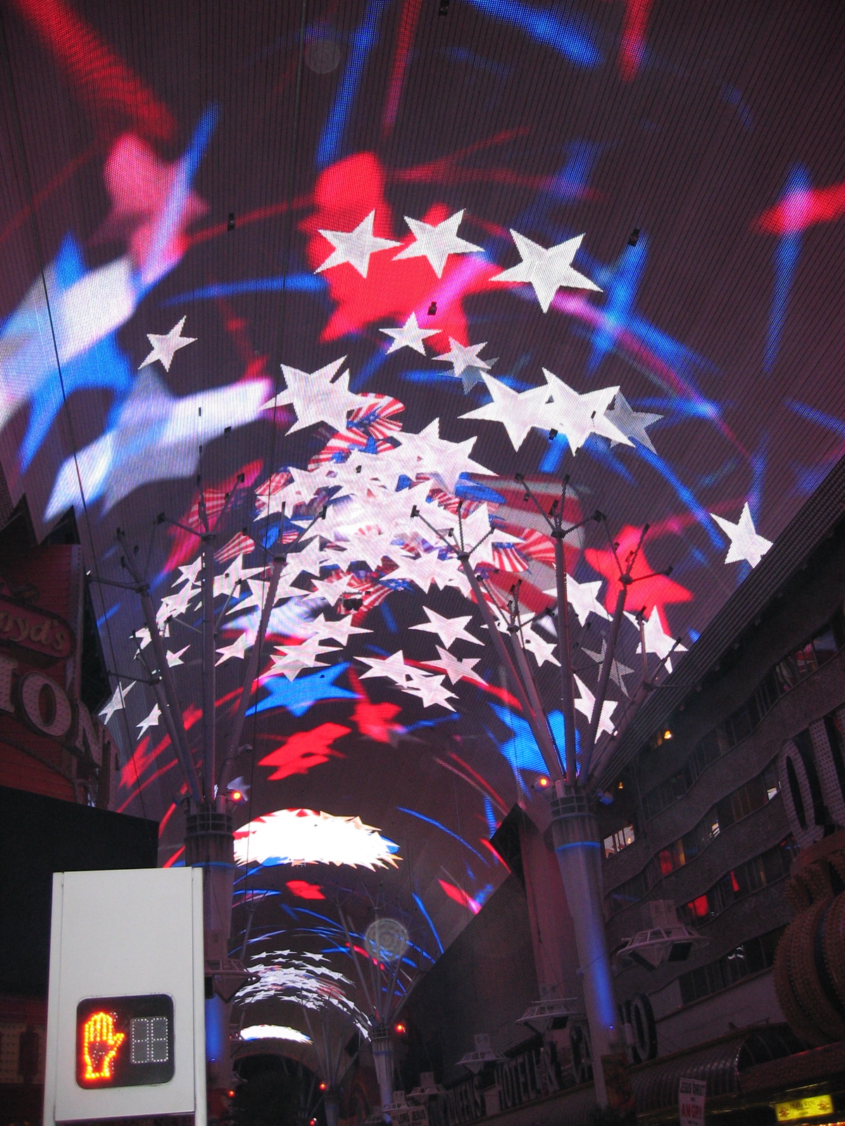 Freemont Street supports our troops!