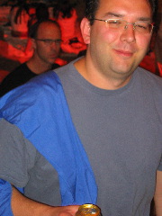 This $6 Fosters tastes great!